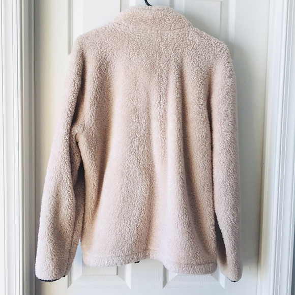 Cozy Pullover - Picture 6 of 7